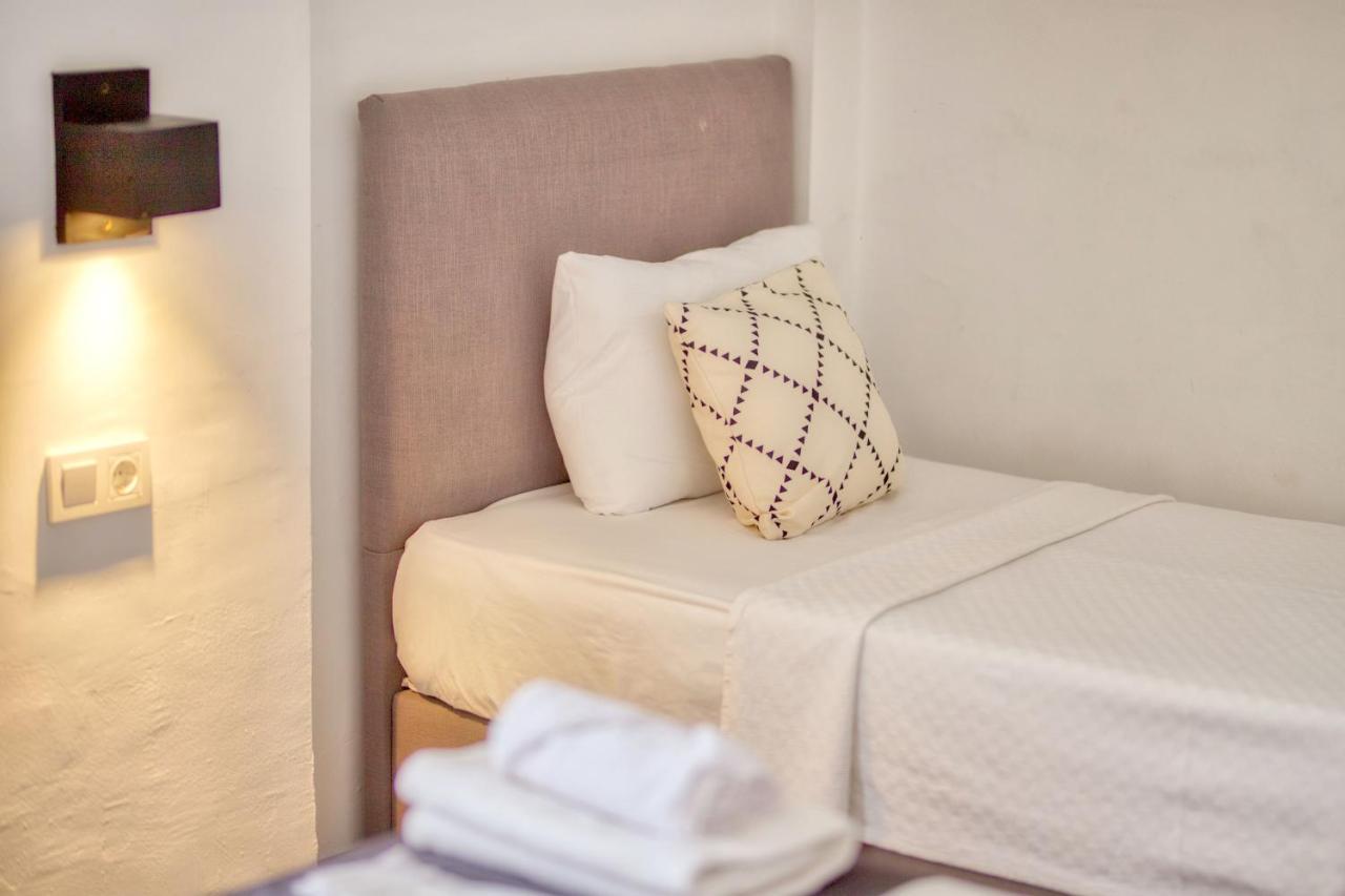 Camlik 87 Hotel Айвалик Екстер'єр фото