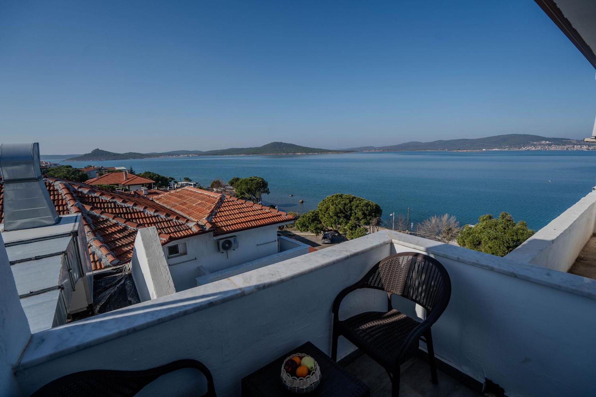 Camlik 87 Hotel Айвалик Екстер'єр фото