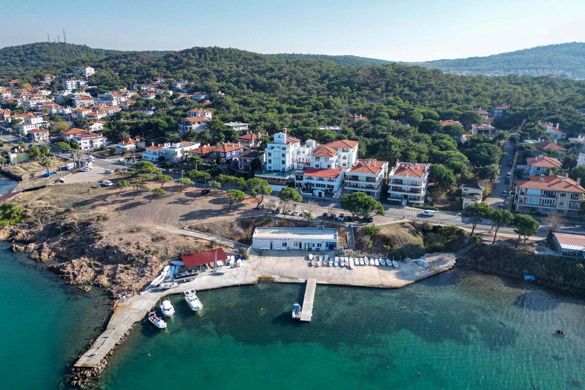 Camlik 87 Hotel Айвалик Екстер'єр фото